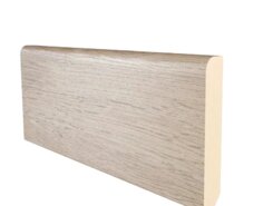 Плинтус Дуб Медия SK 13-20