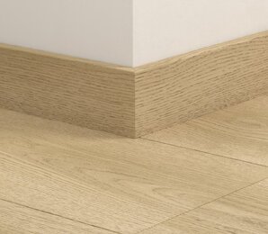 Фото Плинтус ПВХ прямой для LVT Pergo PGVSK40302 Болотный дуб натуральный 2400х12х58 pergo