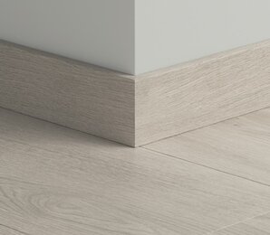 Фото Плинтус ПВХ прямой для LVT Pergo PGVSK40177 Дуб бриллиант 2400х12х58 pergo