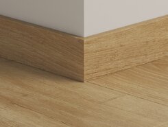 Плинтус ПВХ прямой для LVT Pergo PGVSK40101 Дуб горный натуральный 2400х12х58