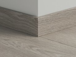 Плинтус ПВХ прямой для LVT Pergo PGVSK40179 Дуб серый нагорный 2400х12х58
