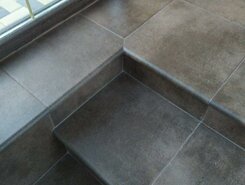Ступень угловая Atrium Mocca Eckflorentiner 320x320